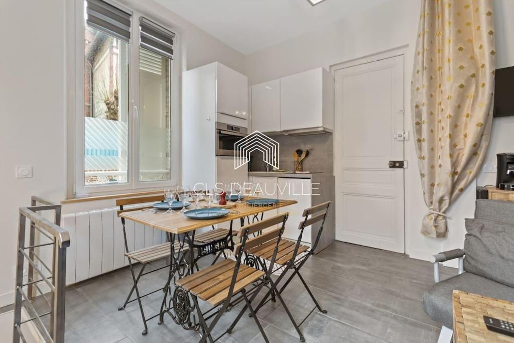Le Villervillais Cls Deauville 빌레르빌 외부 사진